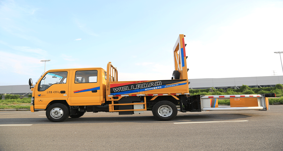 防撞缓冲车2.png